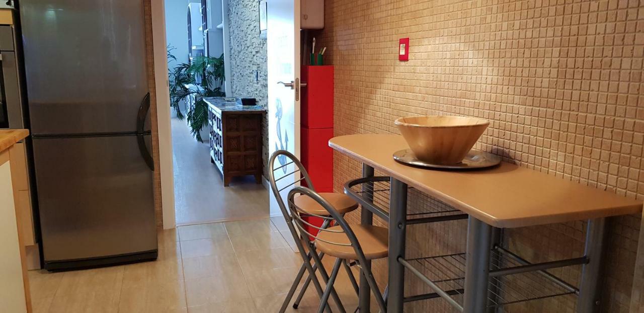 Apartamento Duplex Frente Al Mar Paseo Maritimo Torremolinos Appartement Buitenkant foto