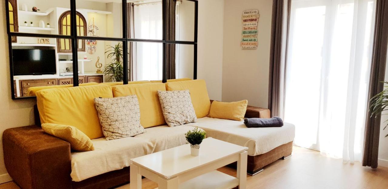 Apartamento Duplex Frente Al Mar Paseo Maritimo Torremolinos Appartement Buitenkant foto