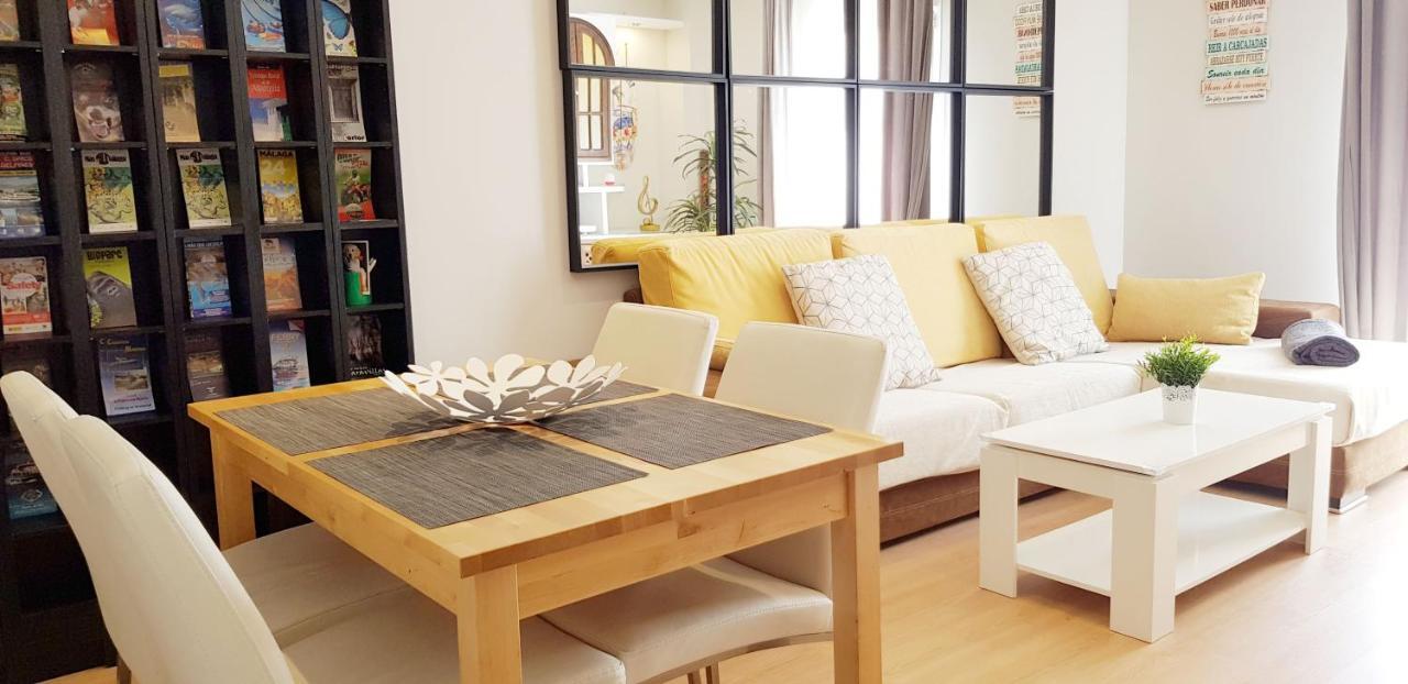 Apartamento Duplex Frente Al Mar Paseo Maritimo Torremolinos Appartement Buitenkant foto