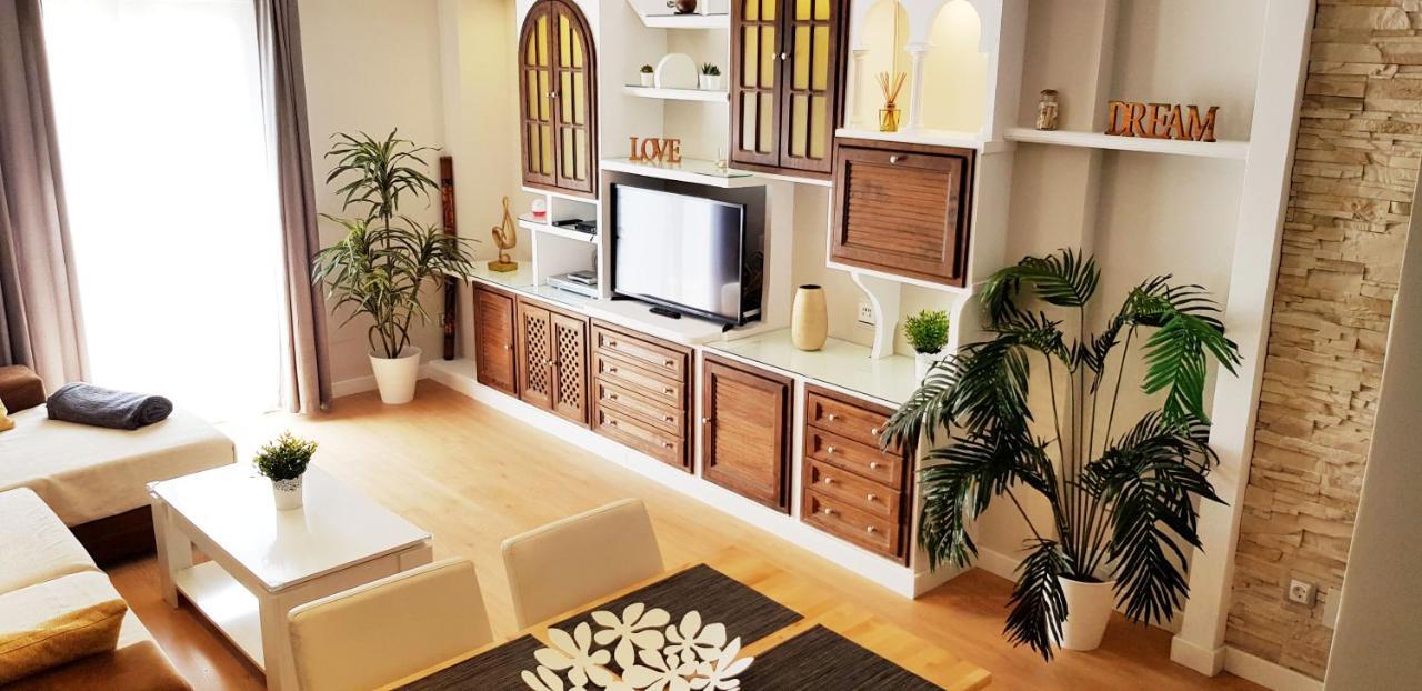Apartamento Duplex Frente Al Mar Paseo Maritimo Torremolinos Appartement Buitenkant foto